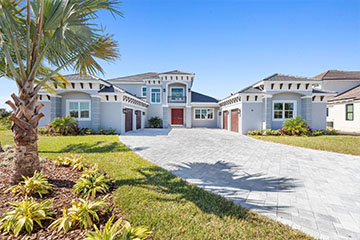 4 car garage and driveway